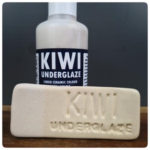 Kiwi Underglaze Latte Brown